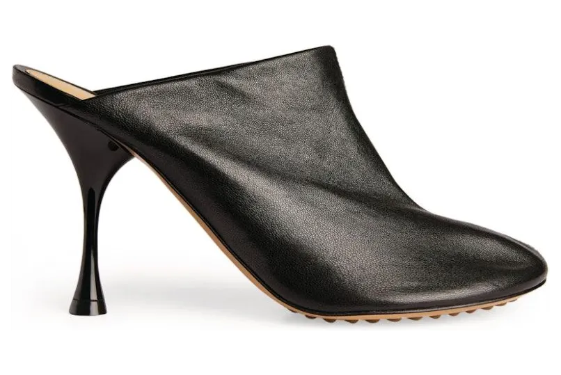 Bottega Veneta Leather Sandal Black (667191VBP401000)