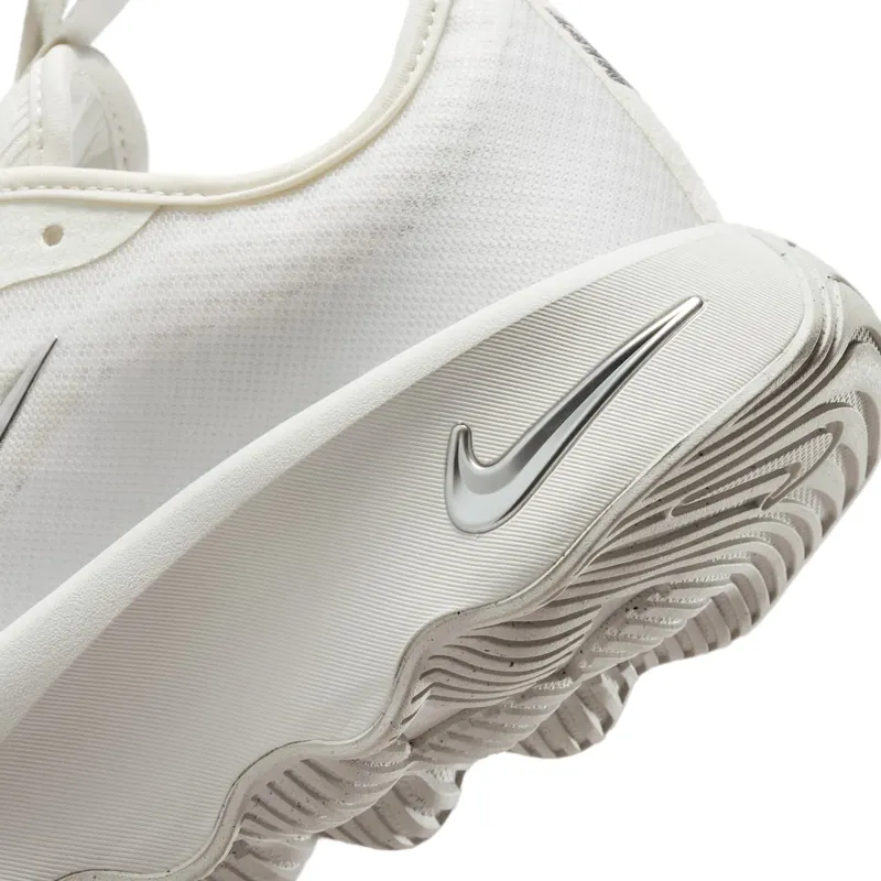 nike-motiva II7278-102