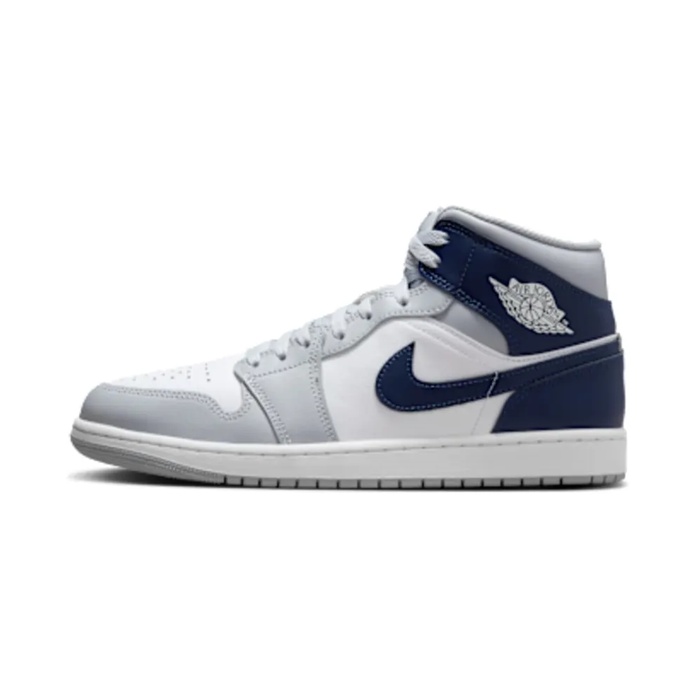 Air Jordan 1 Mid “Wolf Grey Midnight Navy” (DQ8426-104)