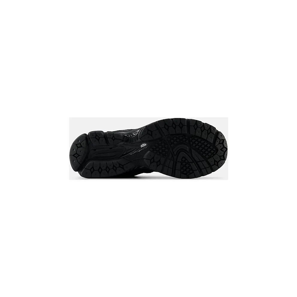New Balance 2002R Mesh Black Metallic (M2002WB)