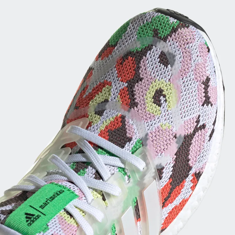 adidas Ultraboost 4 DNA Cloud White / Cloud White / Pearl Citrine (GW8567)