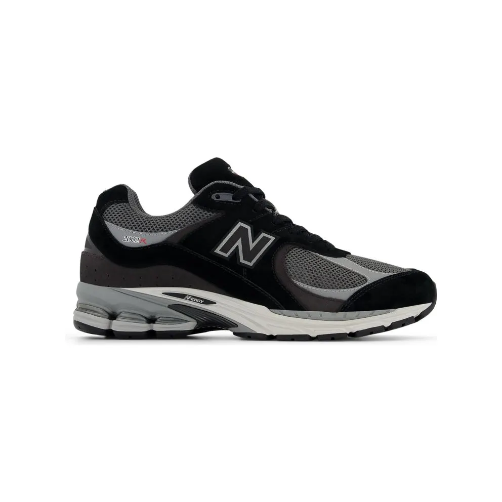 New Balance 2002R “Black/Grey” (U2002RC)