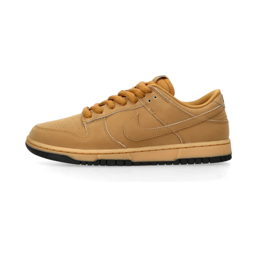 Nike Dunk Low Retro SE “Wheat Gum” (wheat / wheat / gum yellow / black) – HQ1932-700