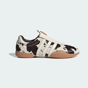 adidas Taekwondo Mei “Off White / Core Black / Gum” (JS0297)