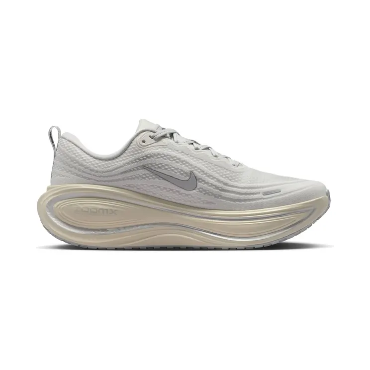 nike-vomero-plus IQ0308-094