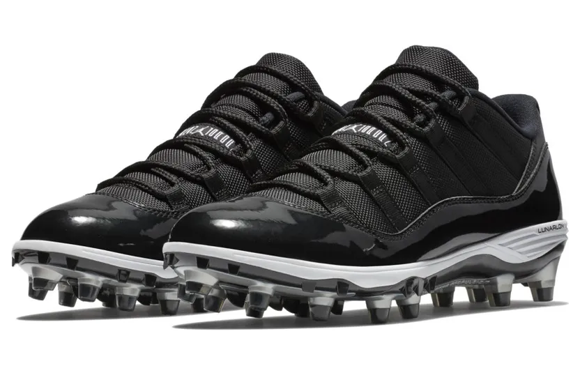 Jordan 11 Retro Low Cleat Black