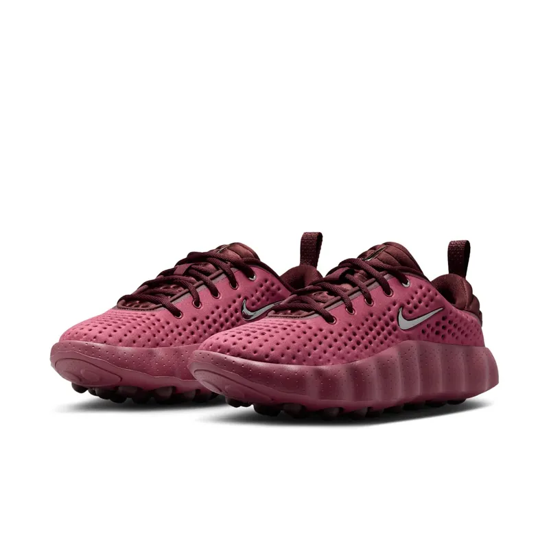 Nike Mind 002 – “Pink Smoke / Mystic Dates / Light Magenta / Metallic Silver” (HQ4310-600)