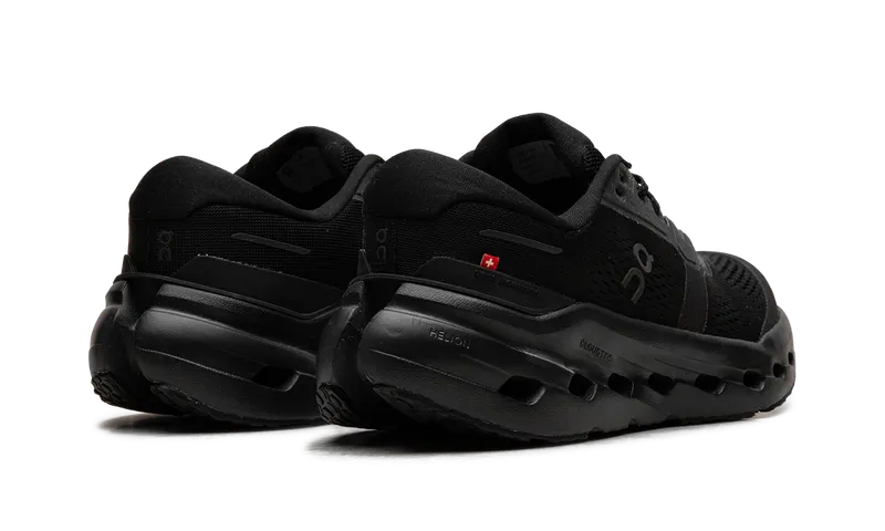 On Running Cloudrunner 3 “Black” (3WG10051043)