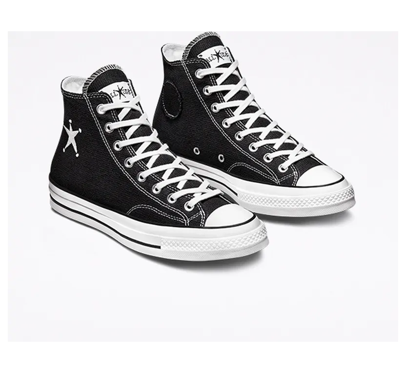 converse-chuck-taylor-all-star A01765C