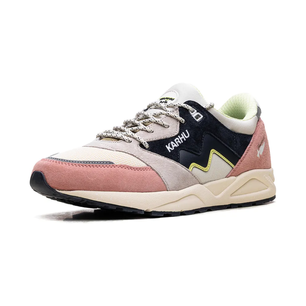 Karhu Aria 95 “Rose Tan” (F803084)