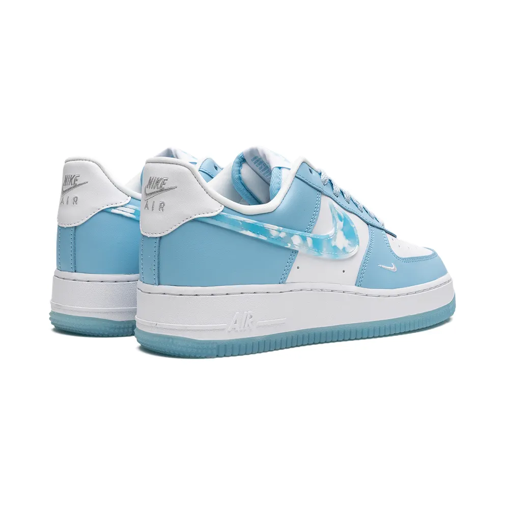 Nike AIR FORCE 1 ’07 LX MNS “Nail Art White Blue” (DX2937-100)