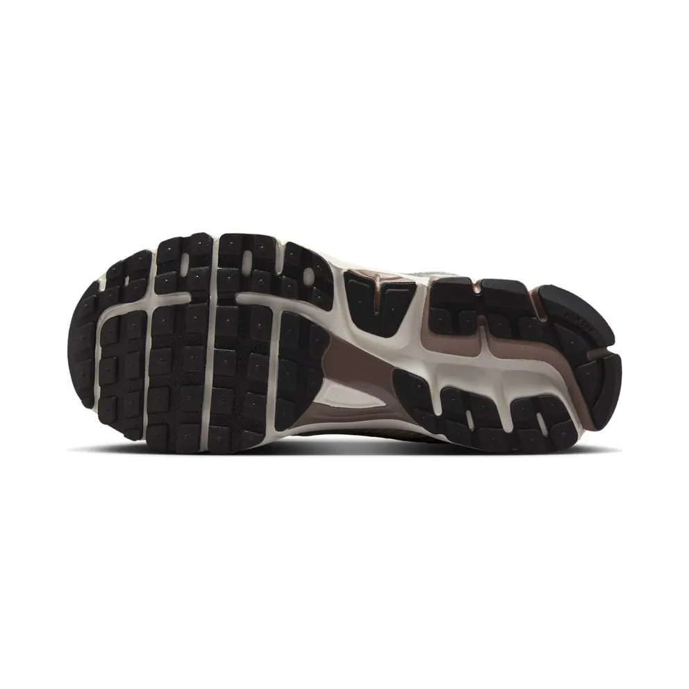 Nike Air Zoom Vomero 5 “Sail Mink Brown” (IB8129-133)