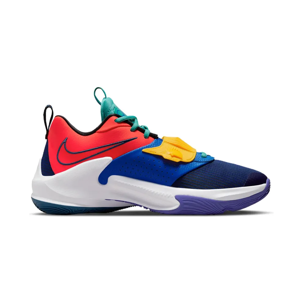 Zoom Freak 3 Basketball Red (DA0694-601)