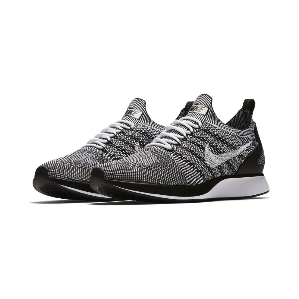 Nike Mariah Flyknit Racer Oreo (918264-102)