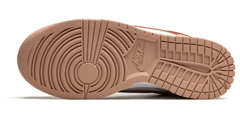 Nike Dunk Low “Rose Whisper”: zacht roze dat harder werkt dan je denkt (4)
