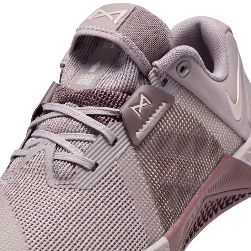 nike-metcon HQ2620-200