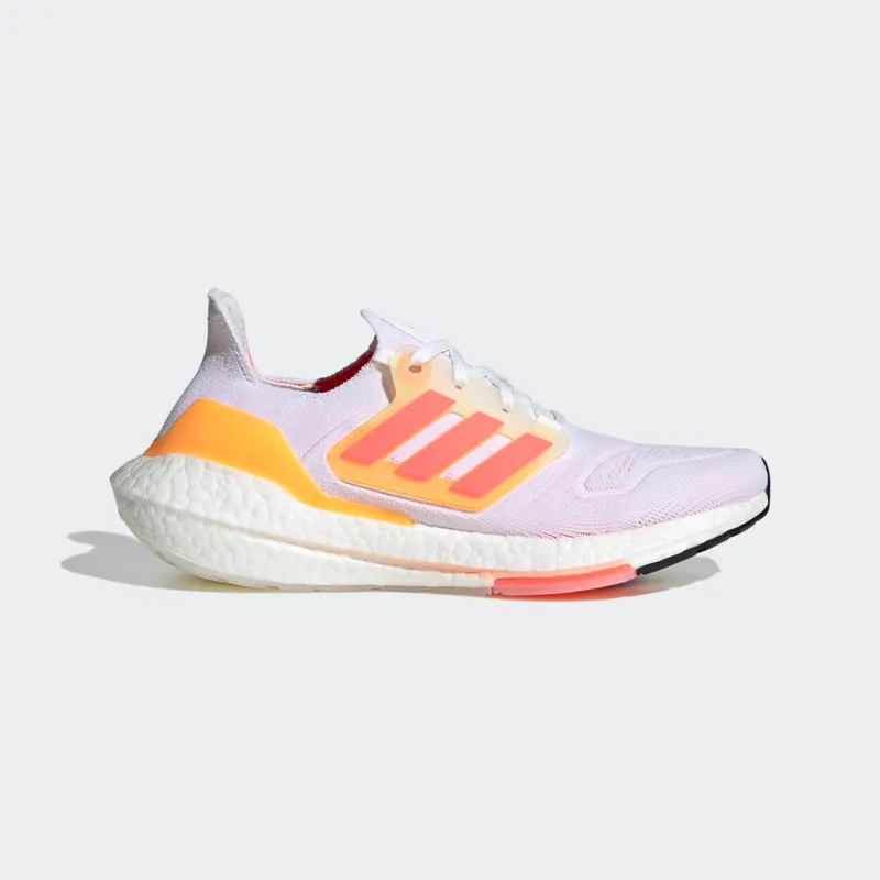 adidas ULTRABOOST 22 Shoes Cloud White / Turbo / Flash Orange (GX5595)
