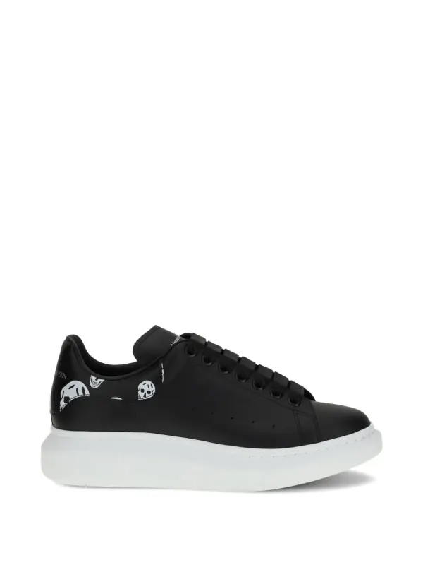 Alexander McQueen Oversized Sneakers – Schwarz (553680WIAKB)
