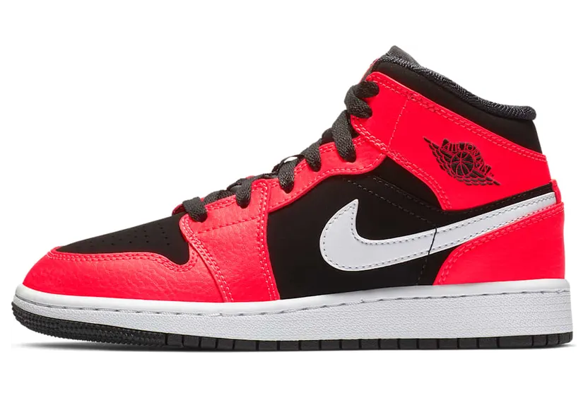Air Jordan 1 Mid GS “Black / White / Infrared 23” (554725-061)
