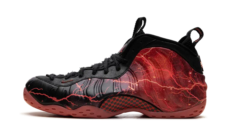Nike Air Foamposite One “Stranger Things” (IR7336-001)