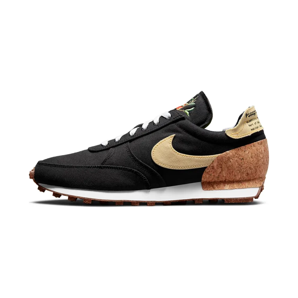 Nike Daybreak Type Pomegranate (2021) (CZ9926-001)