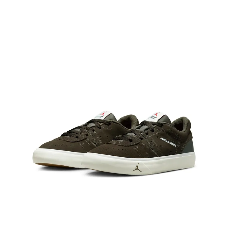 Jordan Series Dark Chocolate University Red White Sail (DN3205-206)