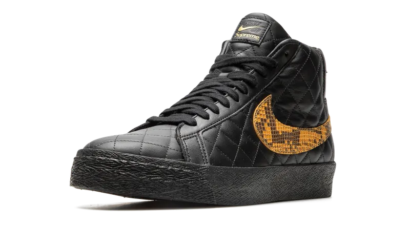 Nike SB Blazer “Supreme – Black” (DV5078-001)