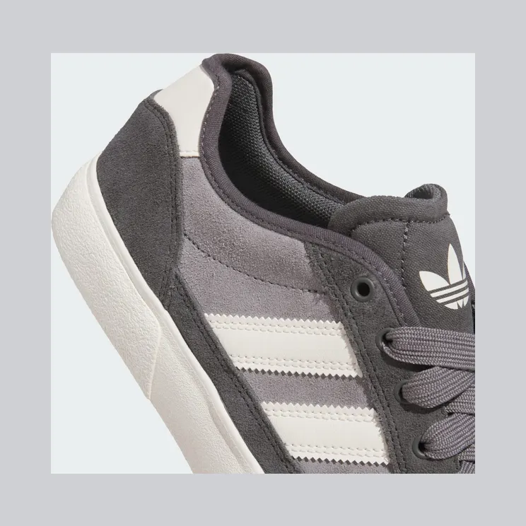 adidas-court HQ4800