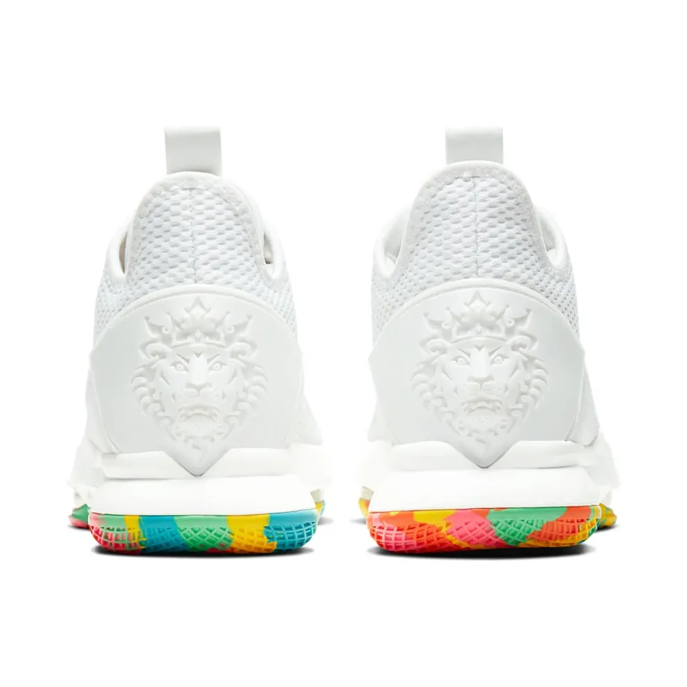 LeBron Witness 4 – White