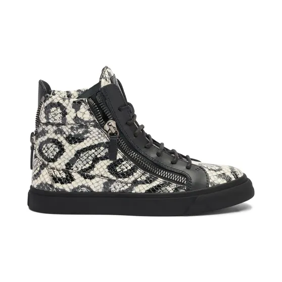 Giuseppe Zanotti Kriss “Black” (RW6018K02)