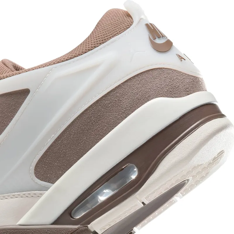 air-jordan-4 IB7693-001