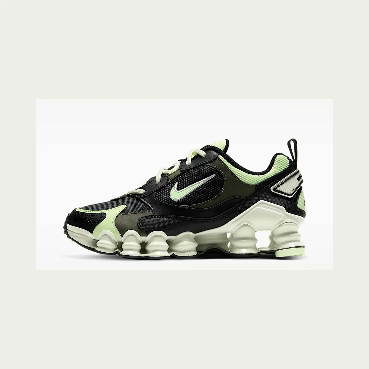 nike-shox AT8046-001