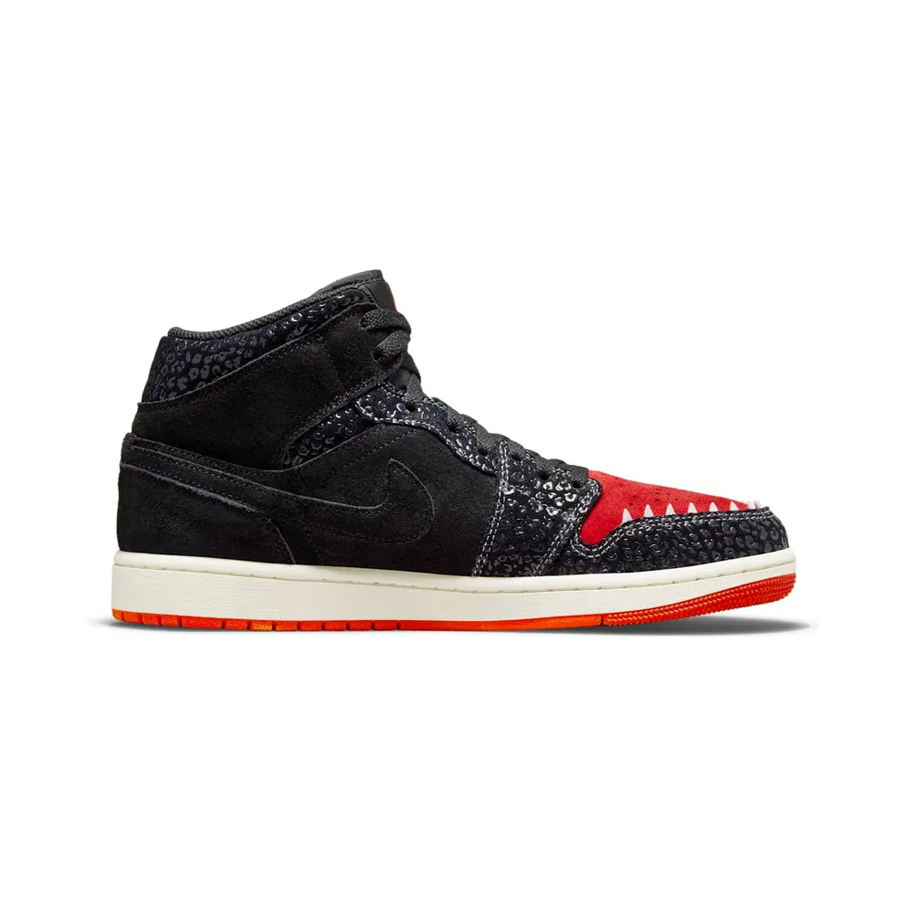 Jordan 1 Mid SE Siempre Familia – “Tba” (DN4904-001)