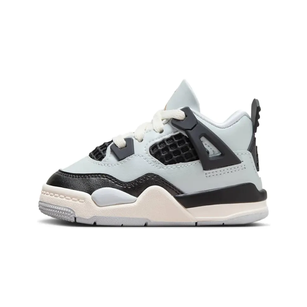 Jordan 4 RETRO TD “PURE PLATINUM/METALLIC GOLD-BLACK-SAIL” (FZ8584-070)
