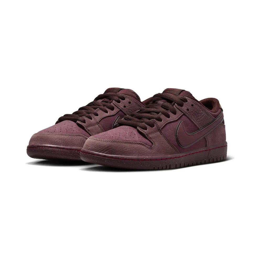 Nike SB Dunk Low Premium Burgundy Crush/Earth/Dark Pony/Dark Team Red (FN0619-600)