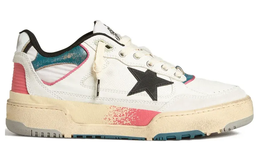 Golden Goose Forty2 leren sneakers – Beige (GWF00630F007371)