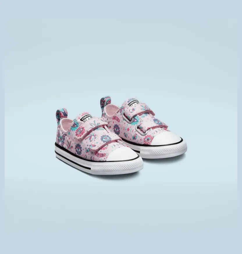 converse-chuck-taylor-all-star A01677C
