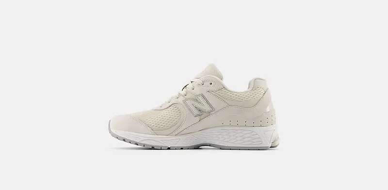 New Balance 2002R ‘Linen’ (M2002WC)