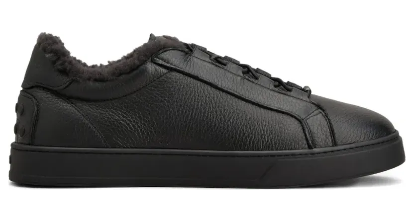 Tod’s “Black” (XXM04L0JF41S5N)