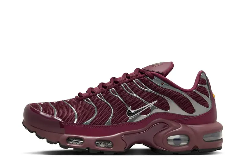 Nike Air Max Plus SE Night Maroon Metallic Silver (HJ9743-600)