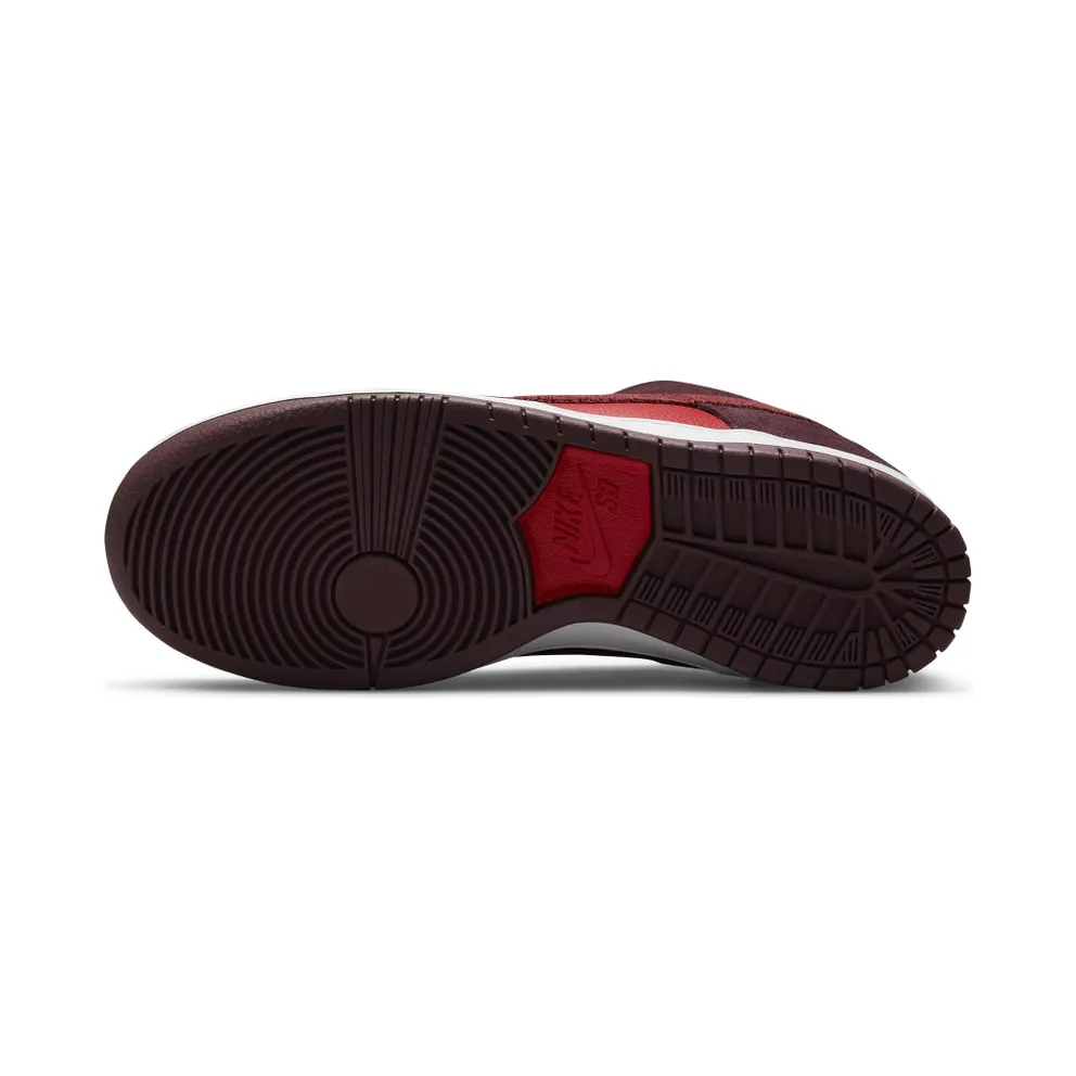 Nike SB Dunk Low Cherry – “University Red / Burgundy Crush” (DM0807-600)