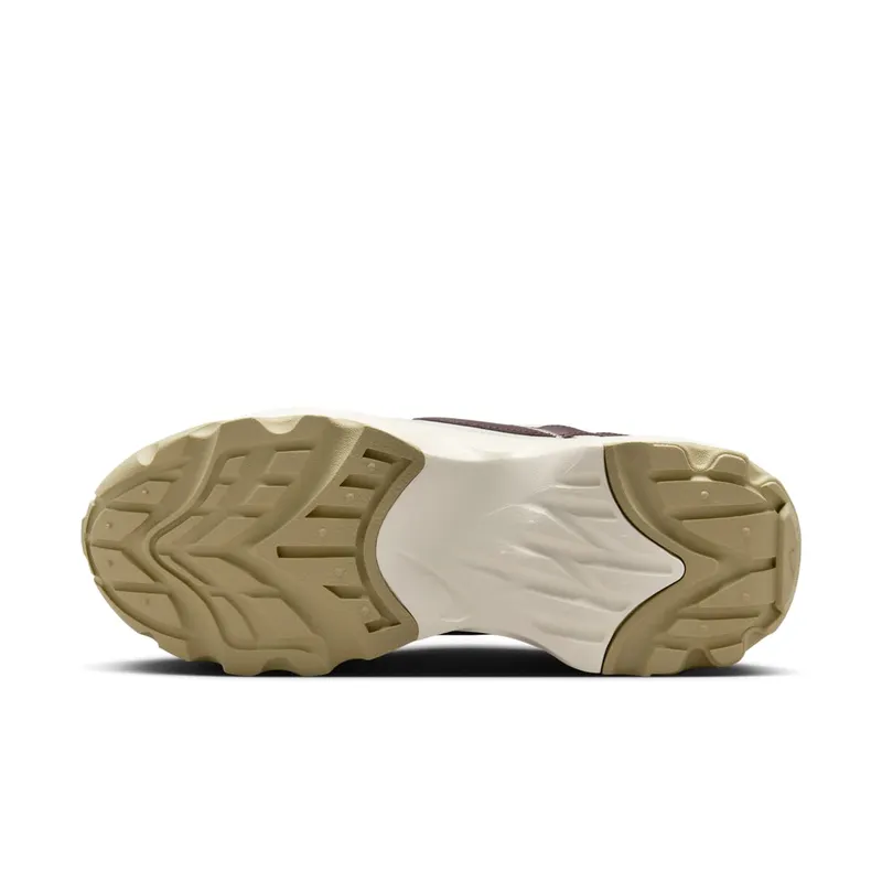 Nike TC 7900 “Light Bone Burgundy Crush” (DD9682-003)