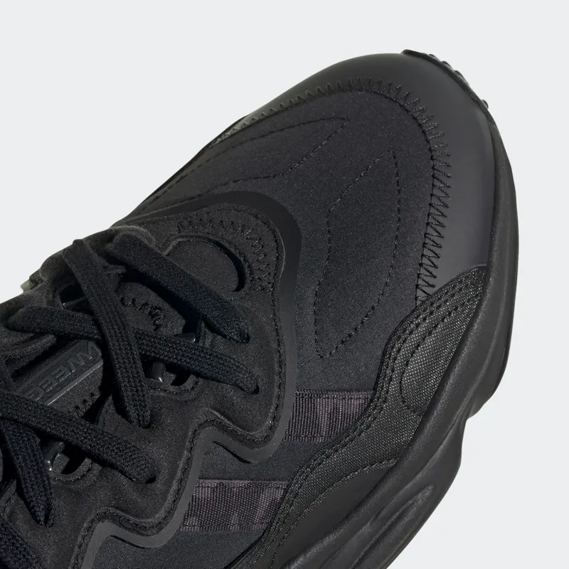 Adidas OZWEEGO Core Black / Grey Four / Core Black (GX3295)