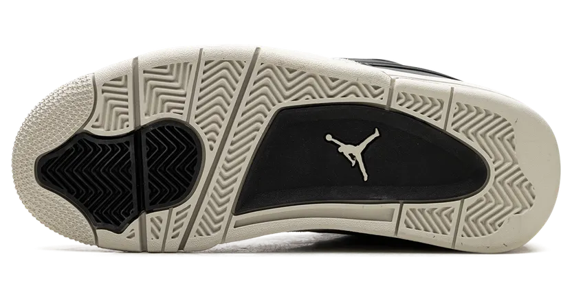 air-jordan-4 FQ7938-001