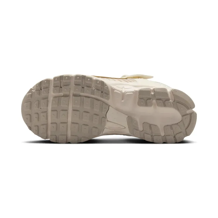 nike-vomero HF6999-106