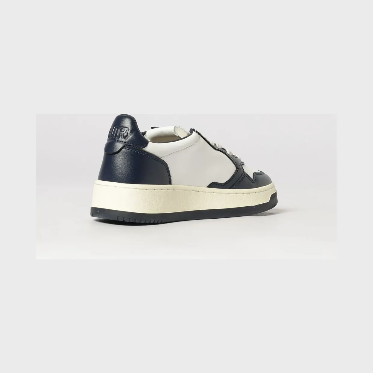 Autry Sneakers White (AULWWB04) (2)