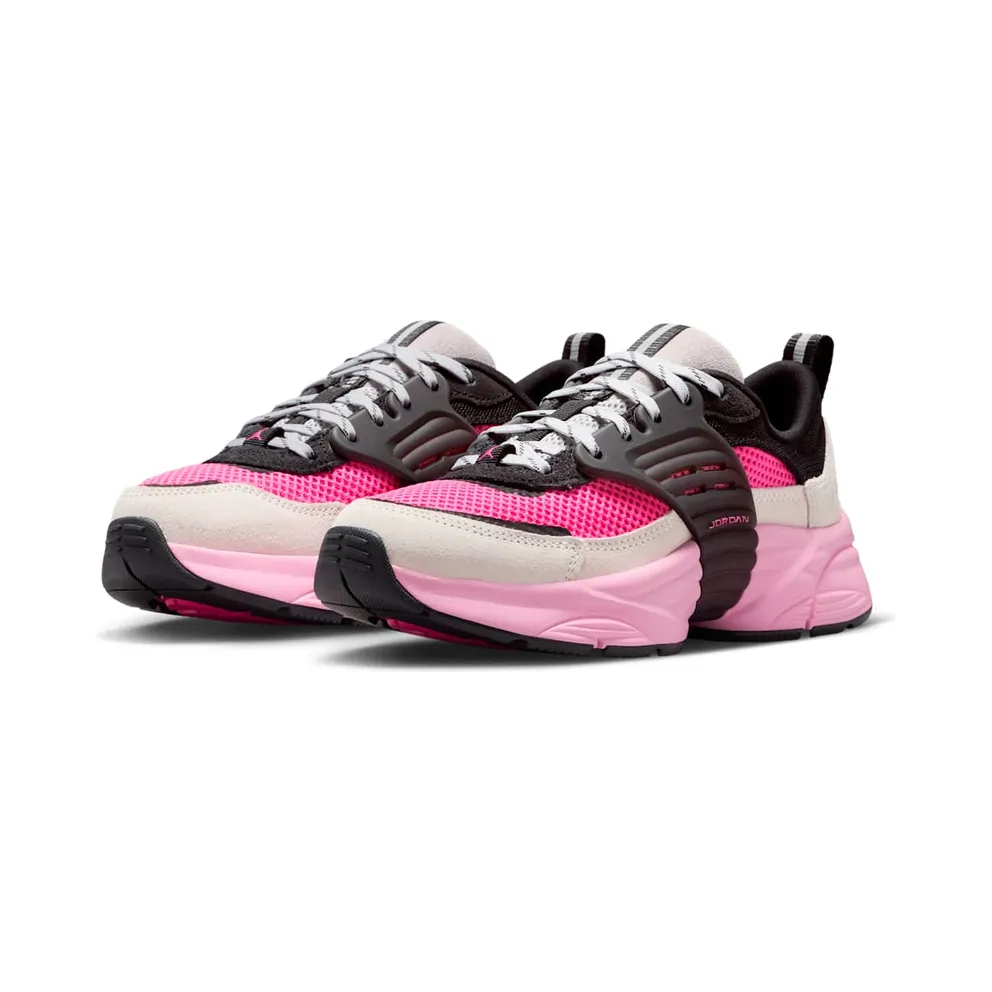 Jordan Trunner O/S Wolf Grey Pink Blast (II6531-002)