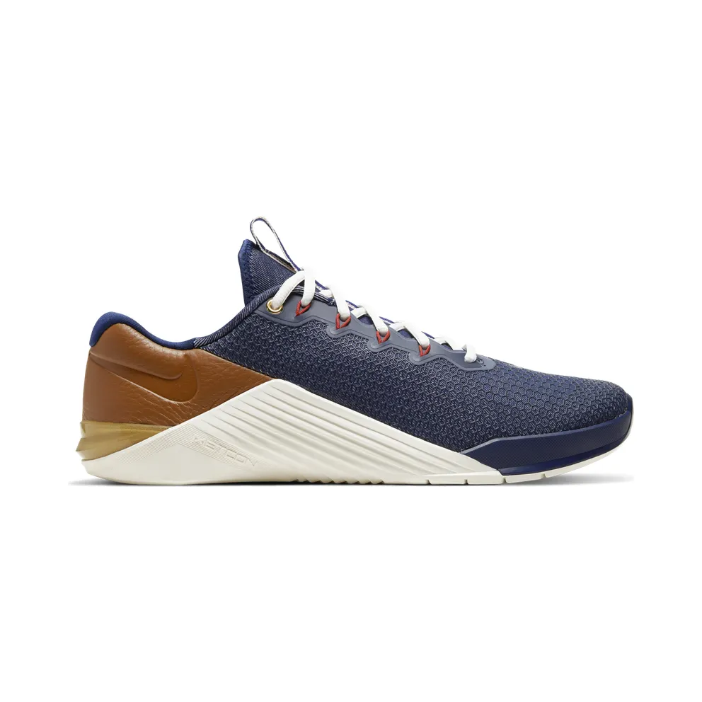 Nike Metcon 5 Amp Training Shoe “Blue Void / Sail / Pollen Rise / Gym Red” (CJ0772-461)