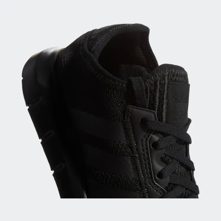 adidas-swift-run FY2153