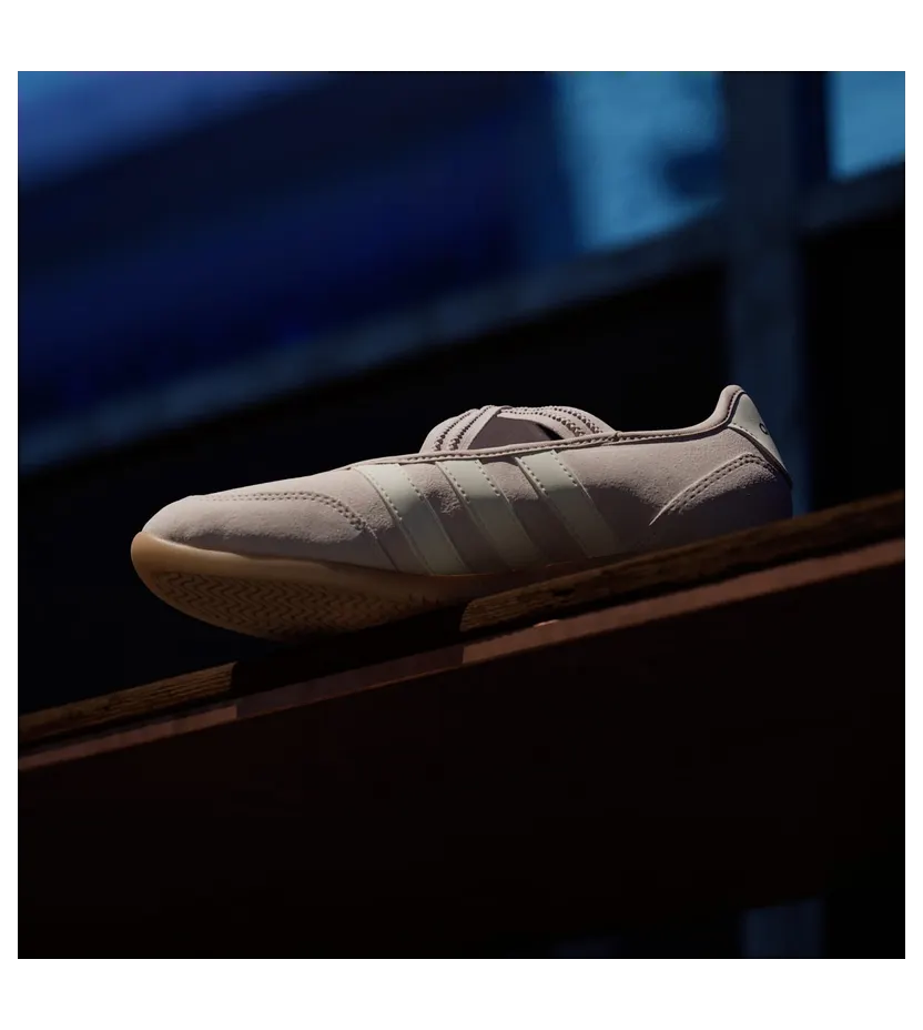 adidas-barreda KJ2254